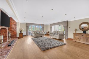 Photo 24- click for photo gallery